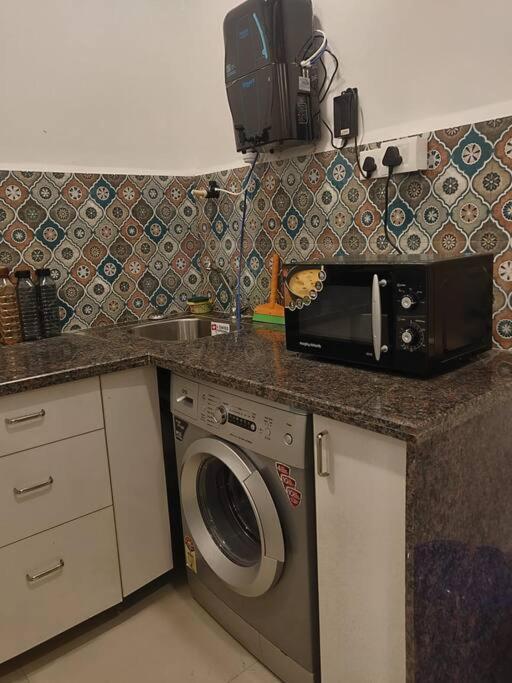 Chillx Comfort Stay 2Bhk Luxury Apt 阿伯来 外观 照片
