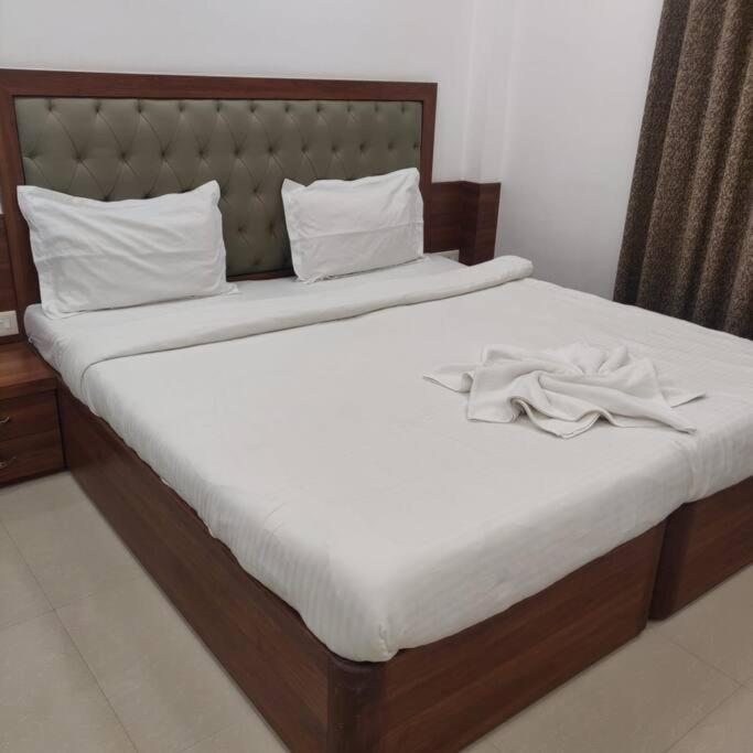 Chillx Comfort Stay 2Bhk Luxury Apt 阿伯来 外观 照片