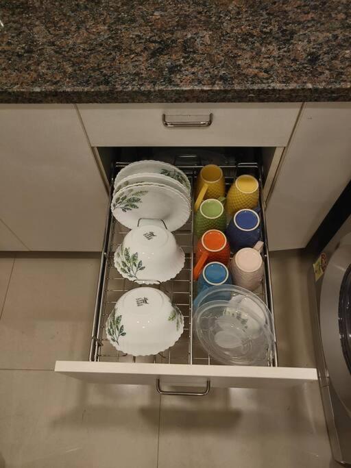 Chillx Comfort Stay 2Bhk Luxury Apt 阿伯来 外观 照片